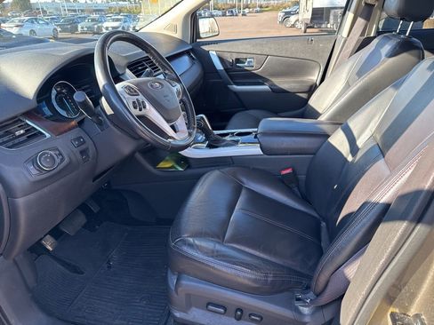 Used 2013 Ford Edge Limited w/ Driver Entry Pkg image 10