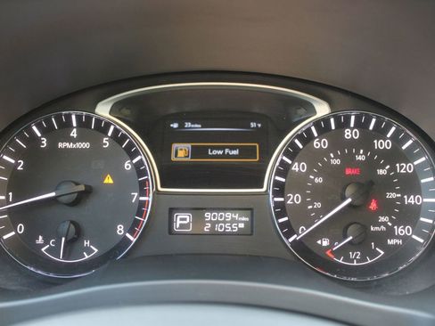 Used 2013 Nissan Altima 2.5 SV w/ 2.5SV Convenience Pkg image 30