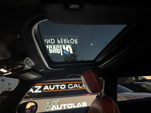 Used 2021 MINI Cooper 2-Door Hardtop w/ Signature Upholstery Package image 42