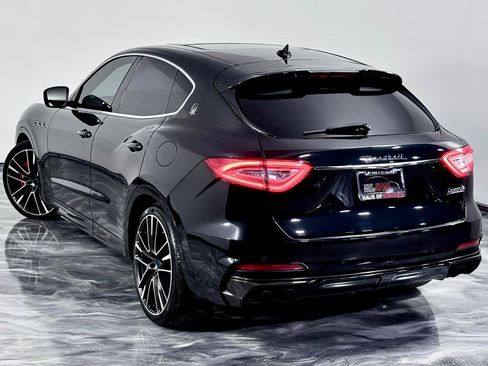 Used 2019 Maserati Levante Trofeo AWD/4WD image 12