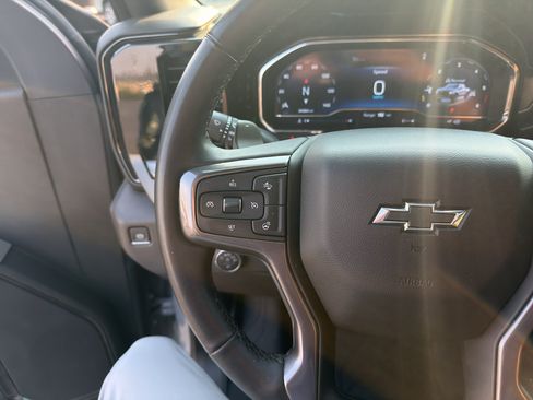 Used 2025 Chevrolet Silverado 1500 ZR2 w/ Technology Package AWD/4WD image 18
