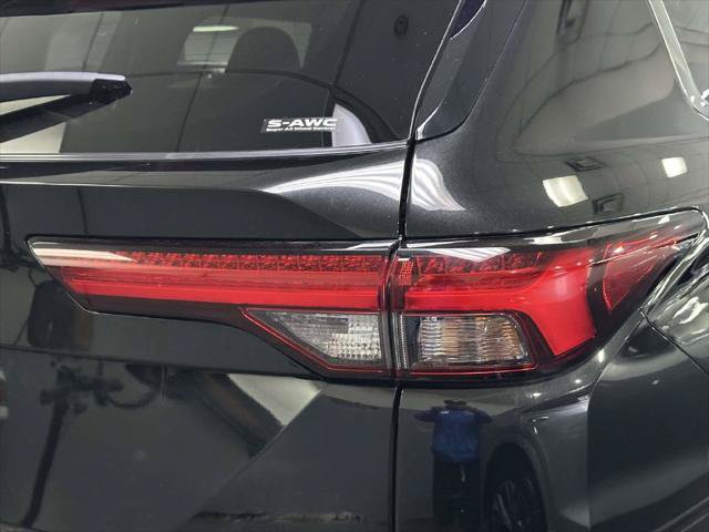 Used 2024 Mitsubishi Outlander SE AWD/4WD image 9