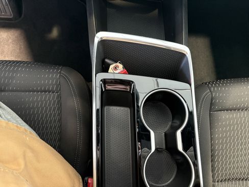 Used 2025 Chevrolet Equinox LT image 15