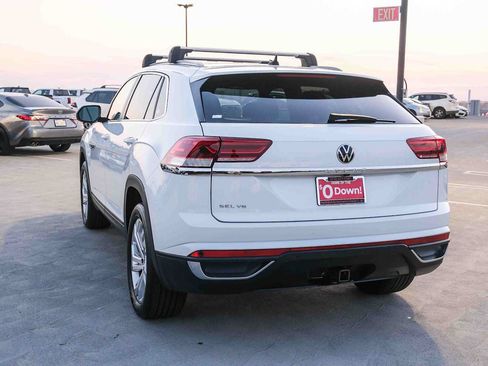 Used 2020 Volkswagen Atlas Cross Sport SEL FWD image 6