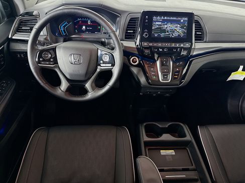 Certified 2024 Honda Odyssey Elite image 28