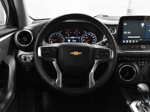 Used 2024 Chevrolet Blazer LT w/ Sound & Technology Package FWD image 10