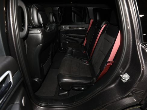 Used 2019 Jeep Grand Cherokee SRT AWD/4WD image 47