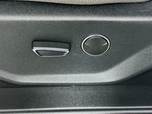 Used 2019 Ford F250 XLT w/ XLT Value Package image 17