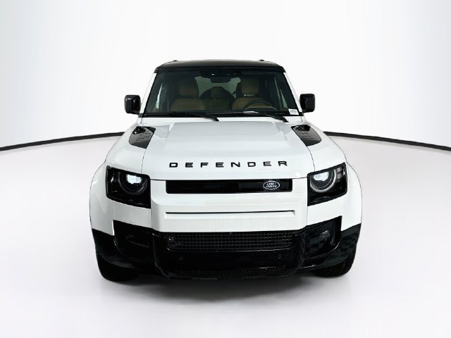 New 2026 Land Rover Defender 110 X-Dynamic SE AWD/4WD image 2