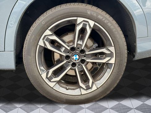 Used 2025 BMW X2 xDrive28i w/ Premium Package AWD/4WD image 12