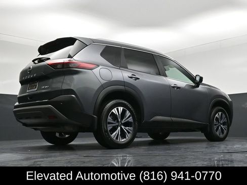 Used 2023 Nissan Rogue SV w/ SV Premium Package image 29