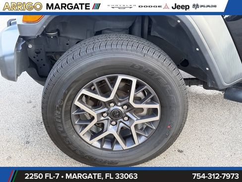 Used 2023 Jeep Wrangler Unlimited Sport AWD/4WD image 19