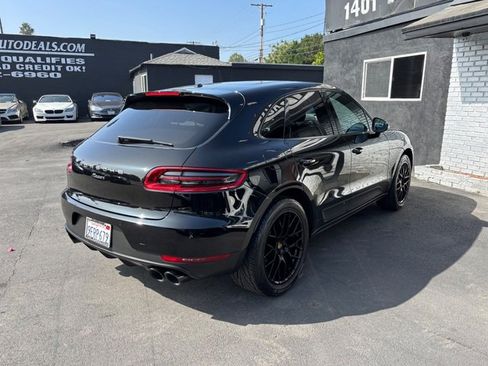 Used 2018 Porsche Macan Sport Edition image 26