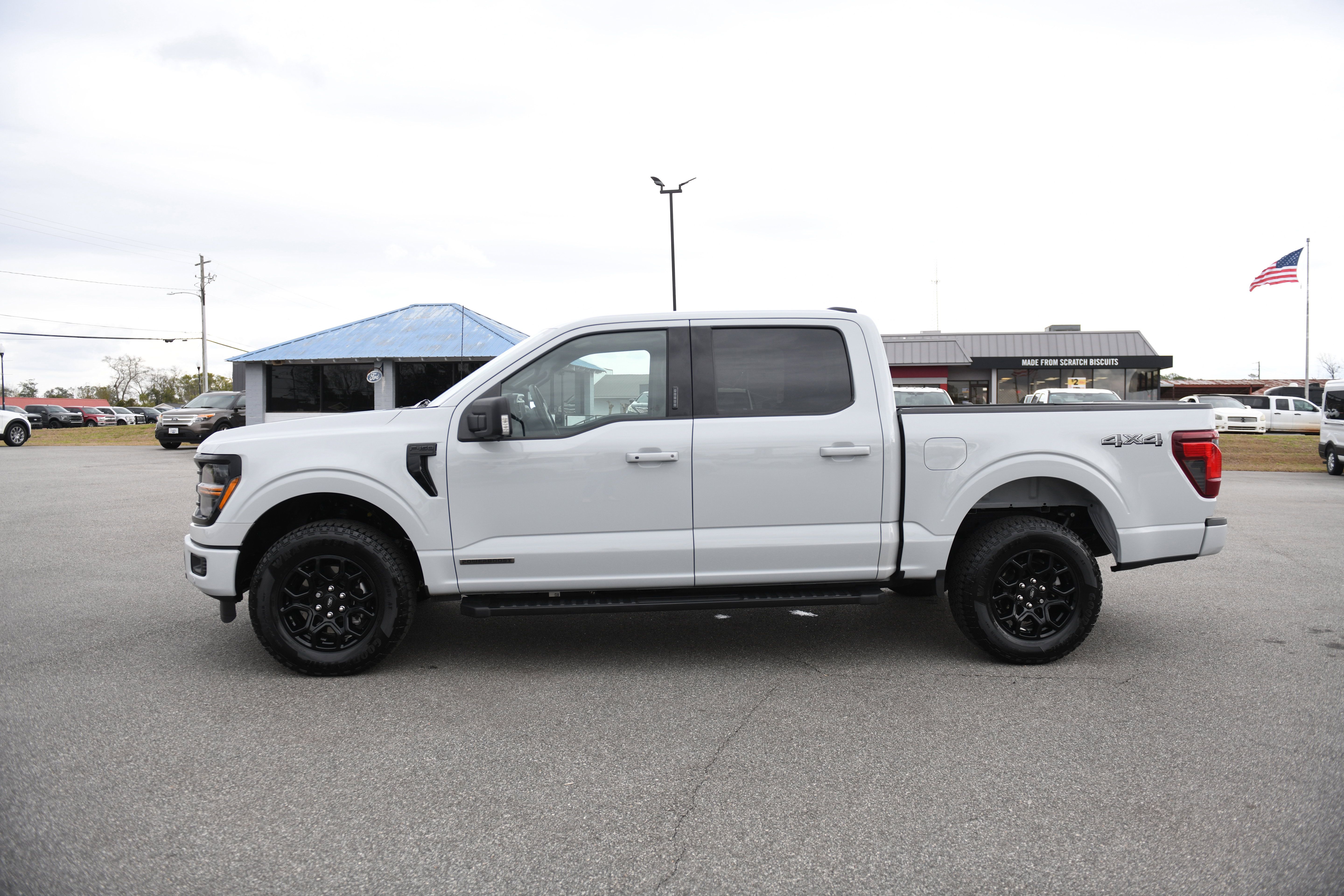 Used 2024 Ford F150 XLT w/ Equipment Group 302A MID AWD/4WD image 10