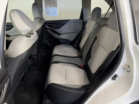 Used 2020 Subaru Forester Base w/ Alloy Wheel Package image 25