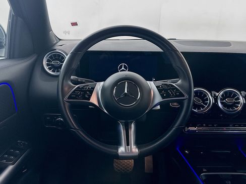 Used 2025 Mercedes-Benz GLA 250 4MATIC image 18