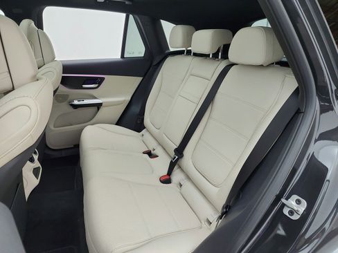 New 2026 Mercedes-Benz GLC 300 image 11