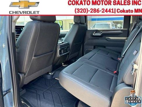 Used 2025 Chevrolet Silverado 3500 LTZ w/ LTZ Convenience Package AWD/4WD image 12