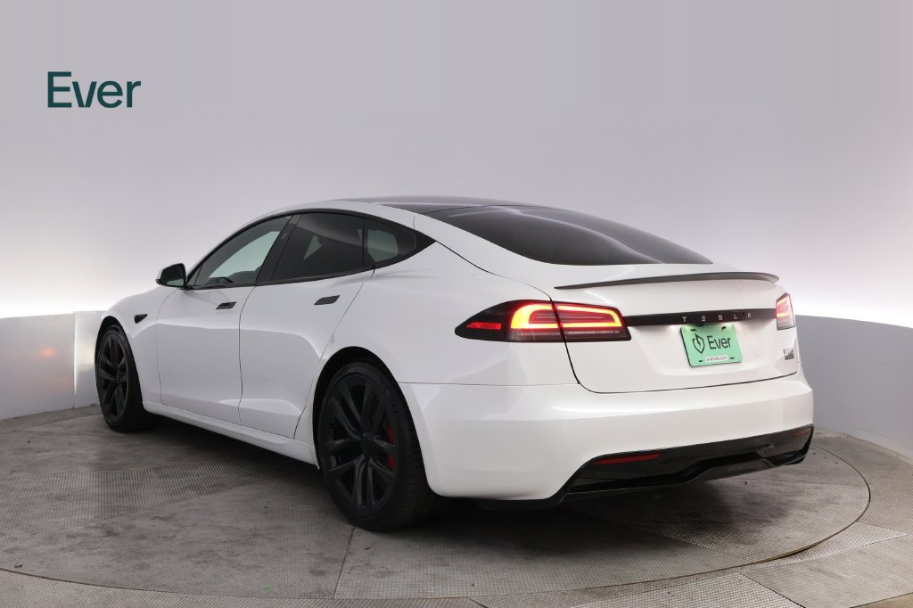 Used 2025 Tesla Model S Plaid AWD/4WD image 17