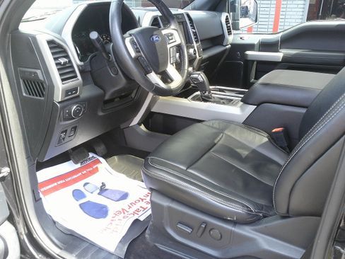 Used 2019 Ford F150 Lariat w/ Equipment Group 502A Luxury image 14