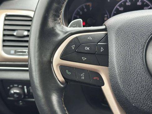 Used 2016 Jeep Grand Cherokee Limited AWD/4WD image 36