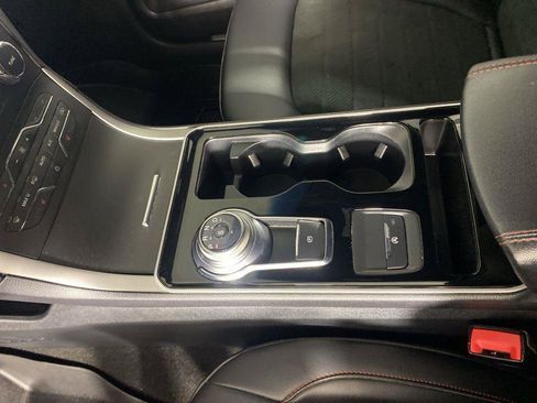 Used 2020 Ford Edge ST-Line AWD/4WD image 21