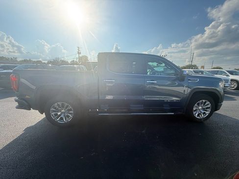 Used 2026 GMC Sierra 1500 Denali w/ Technology Package AWD/4WD image 2