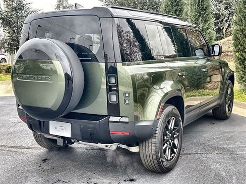 Used 2026 Land Rover Defender 110 S image 5