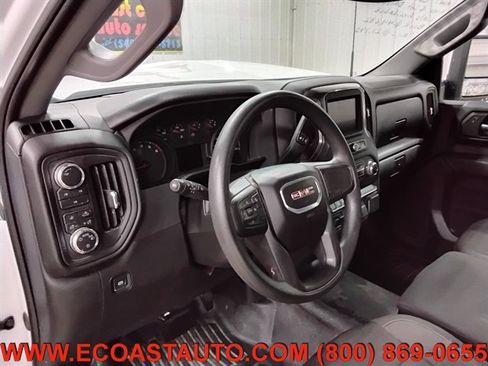 Used 2025 GMC Sierra 2500 Pro w/ 1SA Pro Safety Plus Package AWD/4WD image 10
