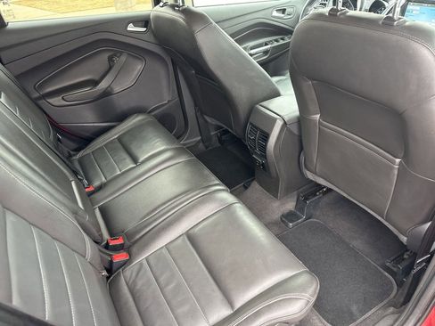 Used 2016 Ford Escape Titanium image 24