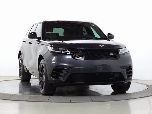 Used 2023 Land Rover Range Rover Velar R-Dynamic S image 11