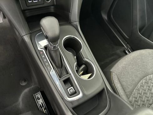 Used 2023 Chevrolet Equinox LT image 20
