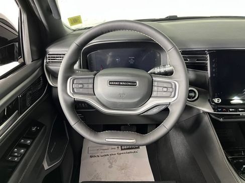 Used 2026 Jeep Grand Wagoneer 4WD image 19