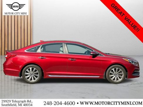 Used 2015 Hyundai Sonata Sport w/ Option Group 03 image 2