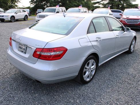 Used 2011 Mercedes-Benz E 350 4MATIC Sedan image 7