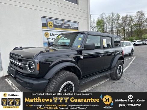 Used 2023 Ford Bronco Big Bend w/ Sasquatch Package AWD/4WD image 1