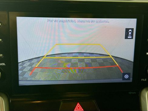 Used 2021 Kia Sorento LX FWD image 19