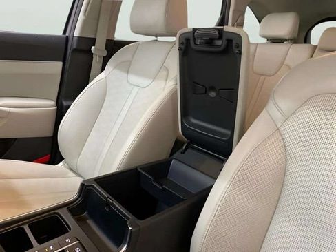Used 2025 Kia Sorento S AWD/4WD image 61