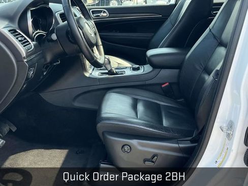 Used 2018 Jeep Grand Cherokee Limited image 13