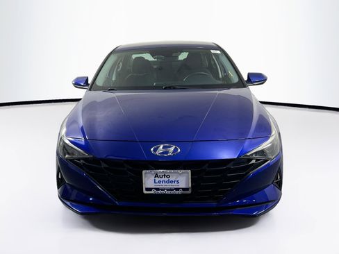 Used 2023 Hyundai Elantra SEL w/ Convenience Package image 2