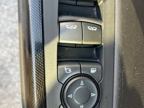 Used 2023 GMC Acadia AT4 w/ Preferred Package AWD/4WD image 23