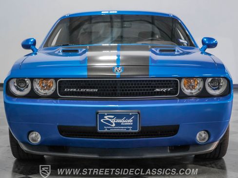 Used 2009 Dodge Challenger SRT8 w/ SRT Option Group II image 20