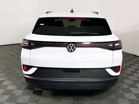 Used 2023 Volkswagen ID.4 Pro image 4