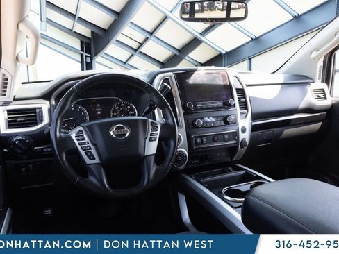 Used 2021 Nissan Titan SV w/ SV Convenience Package AWD/4WD image 14