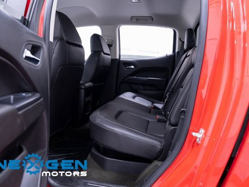 Used 2018 Chevrolet Colorado ZR2 image 37