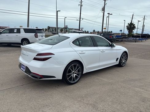 Used 2025 Genesis G70 2.5T image 6