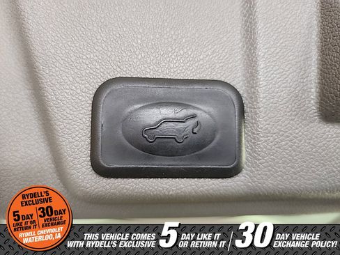 Used 2010 Chevrolet Traverse LT w/ Personal Connectivity Package image 14