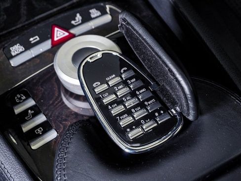 Used 2012 Mercedes-Benz CL 63 AMG image 28