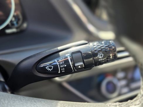 Used 2020 Hyundai Sonata SEL w/ Premium + Sunroof Package FWD image 34