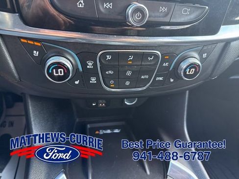 Used 2023 Chevrolet Traverse High Country AWD/4WD image 22